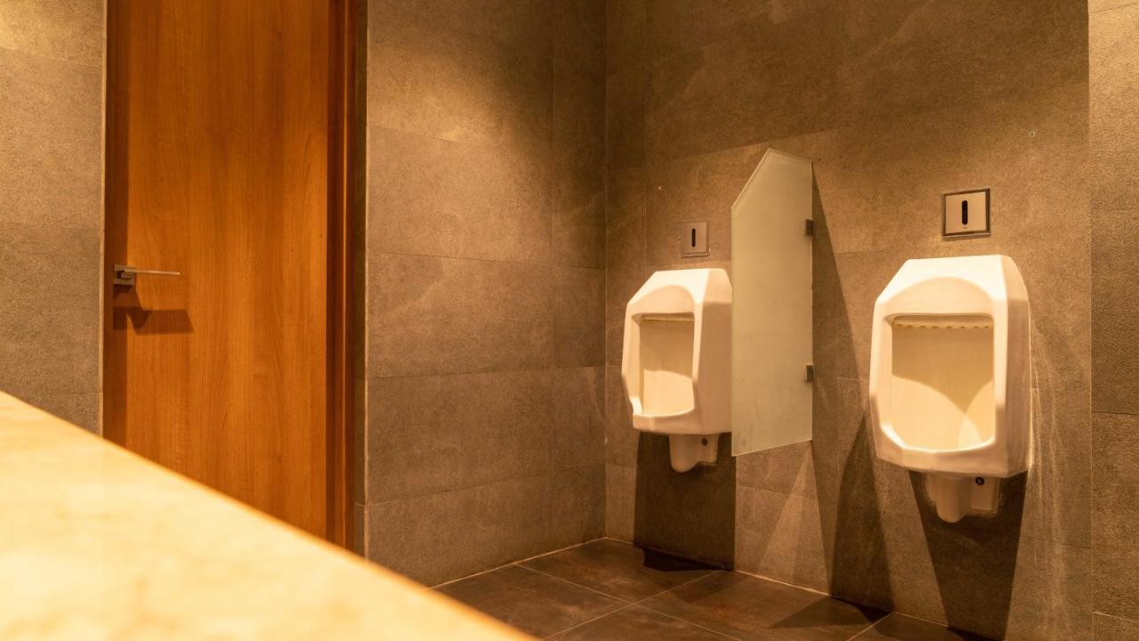 Cag Pride Hotell Coimbatore Exteriör bild
