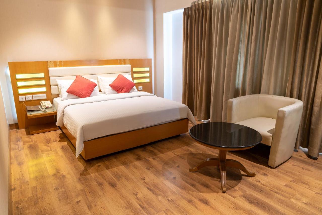Cag Pride Hotell Coimbatore Exteriör bild