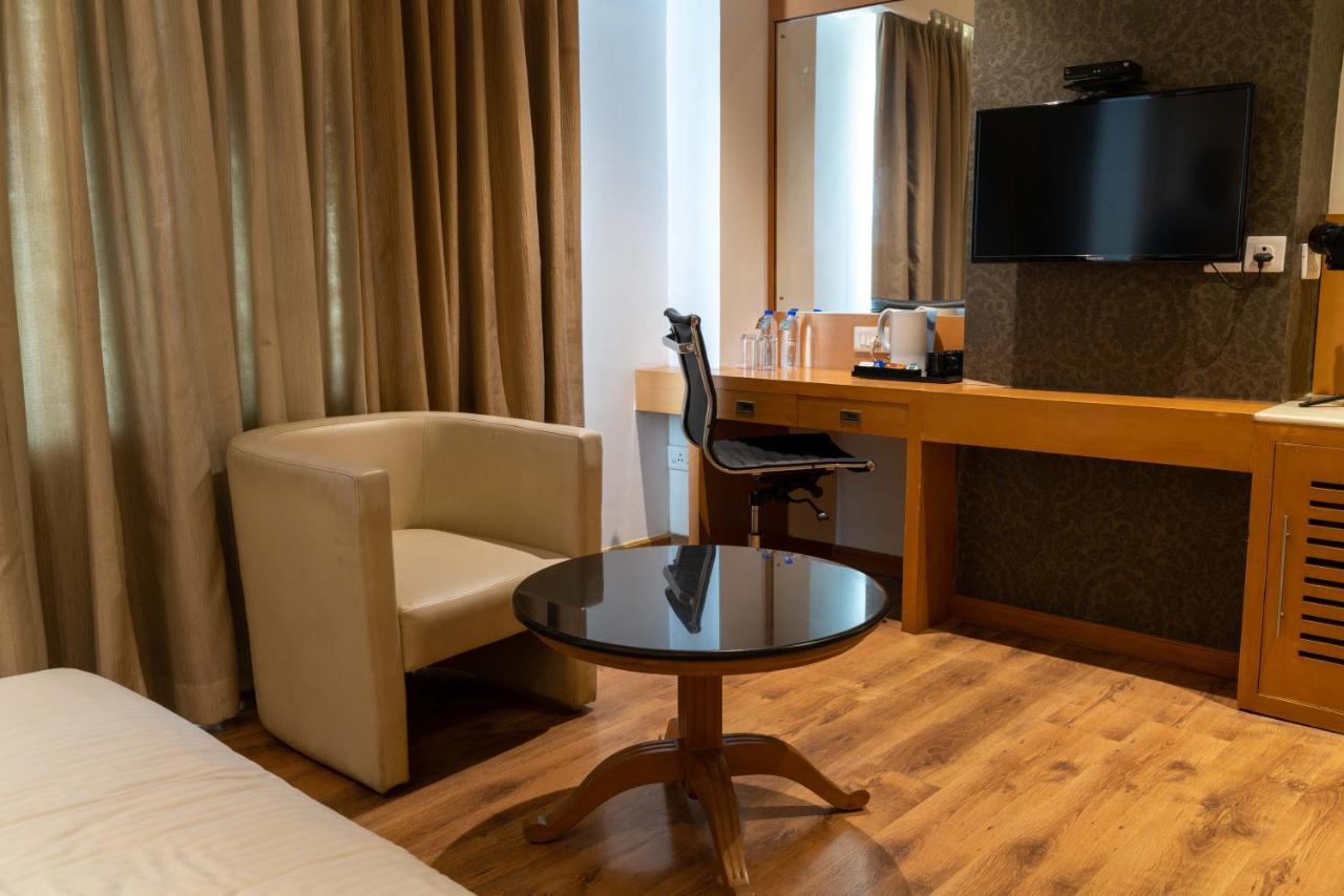 Cag Pride Hotell Coimbatore Exteriör bild