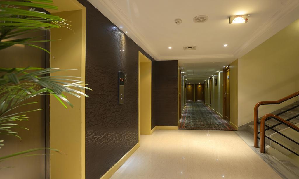 Cag Pride Hotell Coimbatore Exteriör bild
