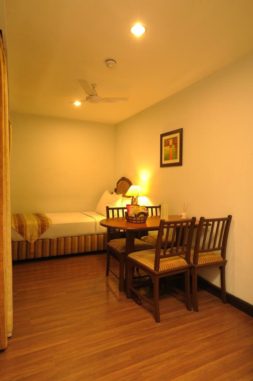 Cag Pride Hotell Coimbatore Exteriör bild